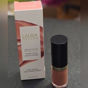 Laura Geller Treat-N-Go Tinted Lip Oil in Final Score
